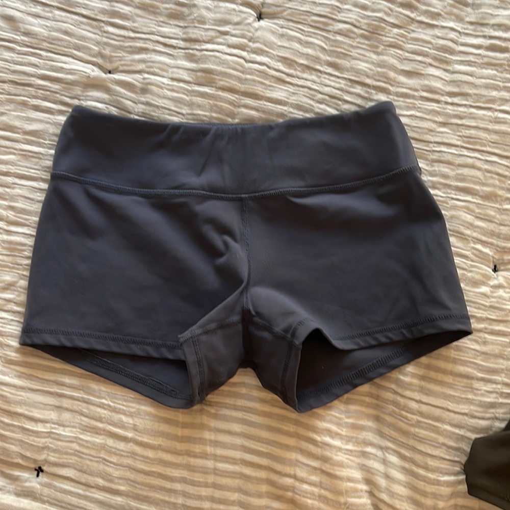 Born primitive booty shorts